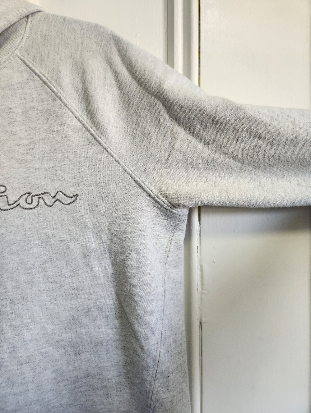 Champion Women’s Pullover Hoodie - Size Small - Picture 5 of 9